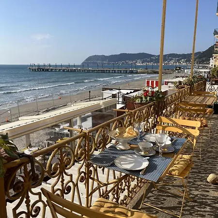 Casa D'artista Di Charme Bed & Breakfast *