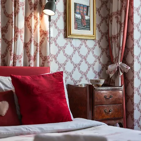 ベッド・アンド・ブレックファスト Casa D'artista - In Residenza Di Charme 4*