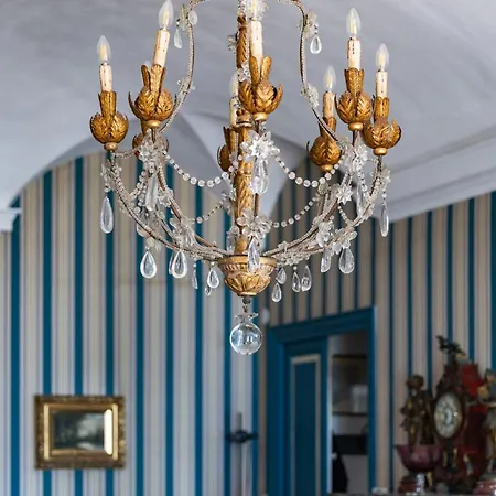 ベッド・アンド・ブレックファスト Casa D'artista - In Residenza Di Charme アラッシオ