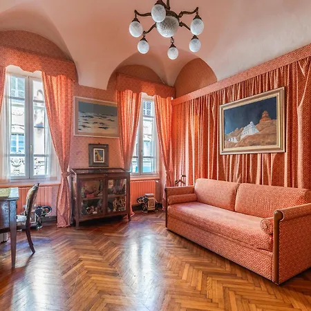 Casa D'artista Di Charme * Alassio