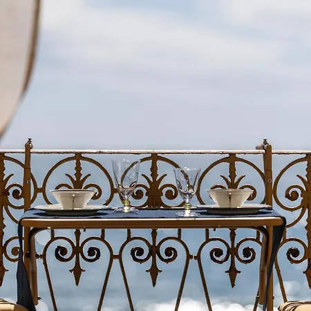 Bed & Breakfast Casa D'artista Di Charme Alassio