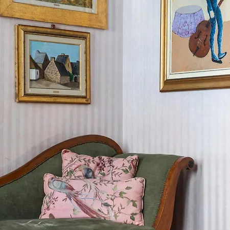 Casa D'artista - In Residenza Di Charme 알라시오
