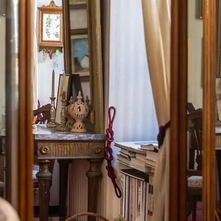Casa D'artista - In Residenza Di Charme B&B