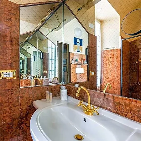 Casa D'artista - In Residenza Di Charme Bed & Breakfast 4*