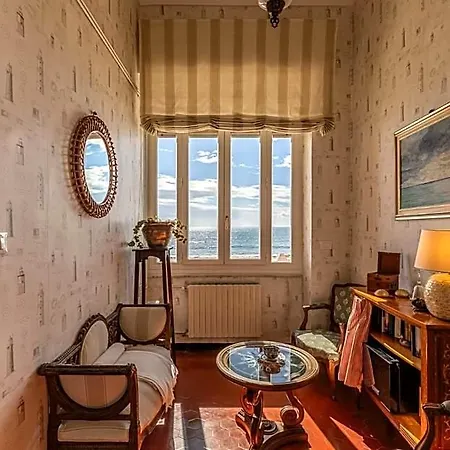 Casa D'artista - In Residenza Di Charme Alassio